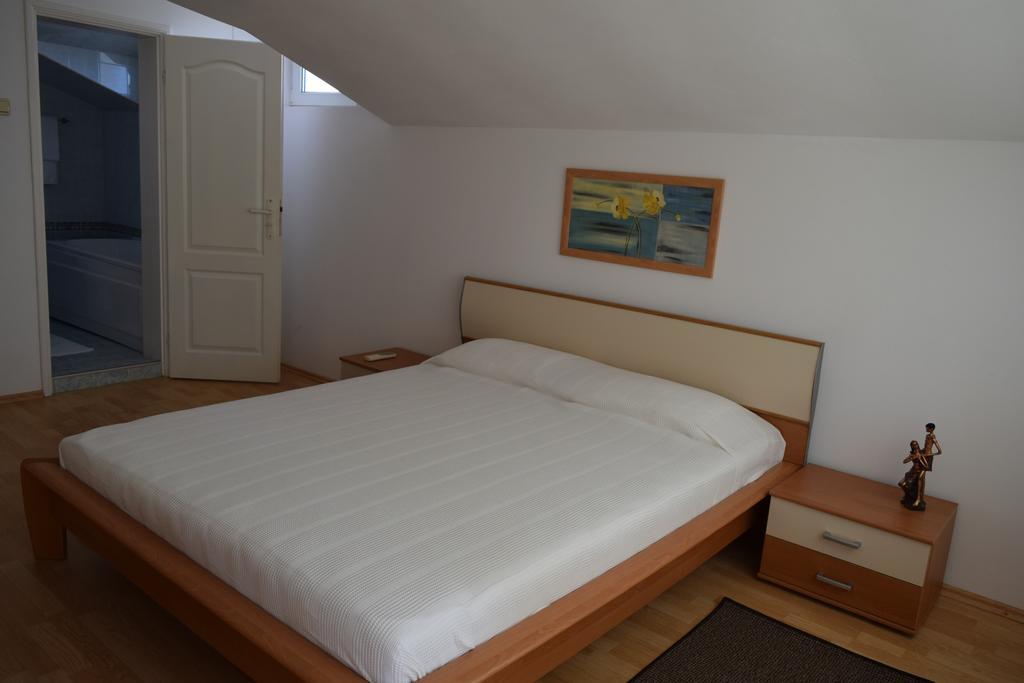 Hotel Eva Ravda Buitenkant foto