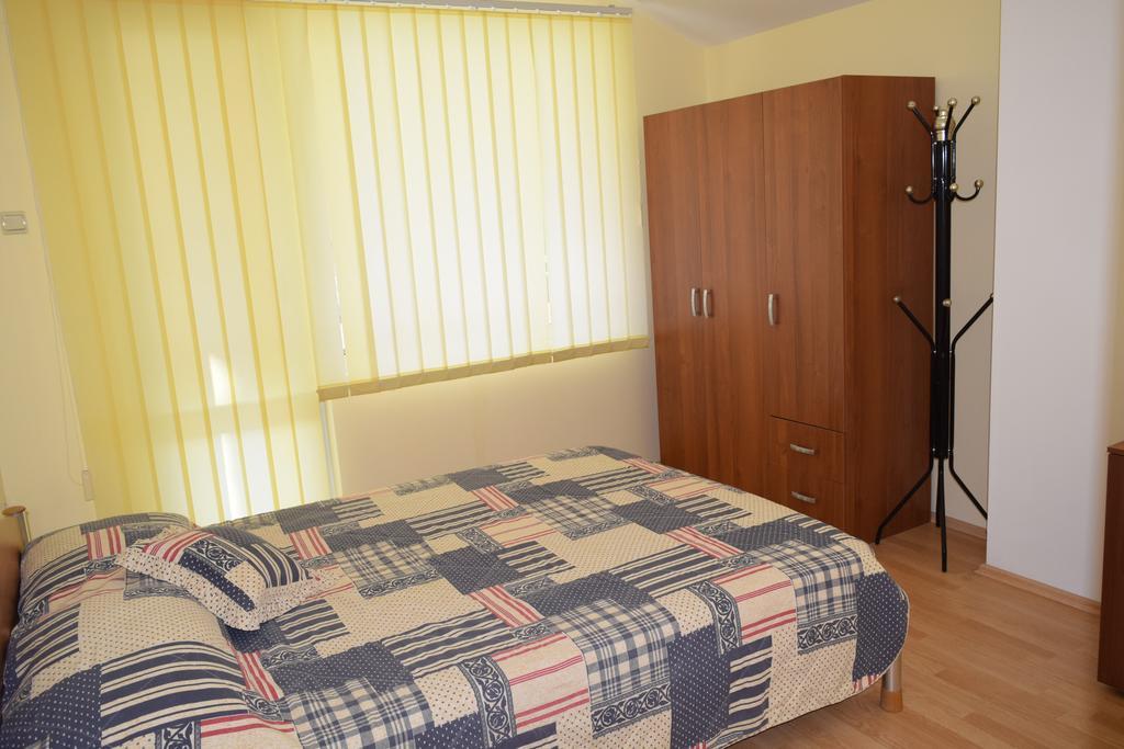 Hotel Eva Ravda Buitenkant foto